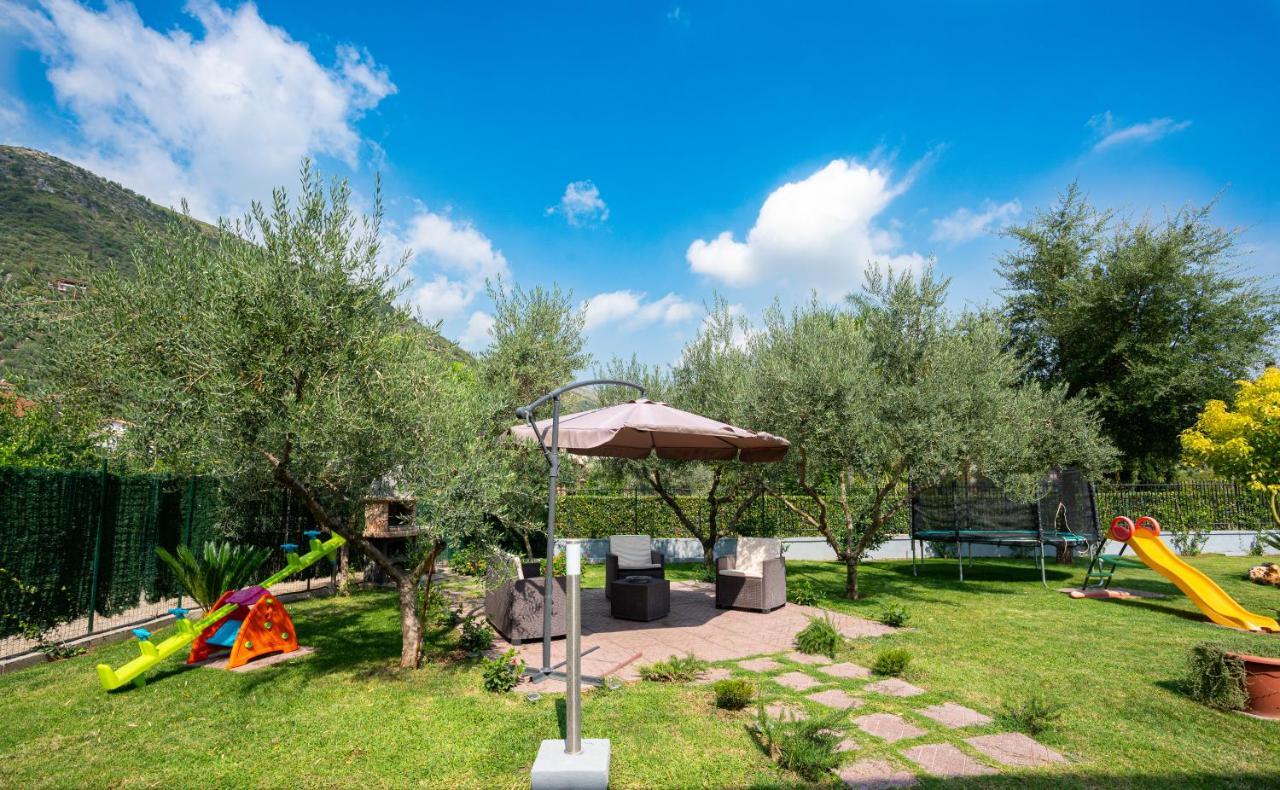 Arcobaleno Apartment Fondi Exterior foto